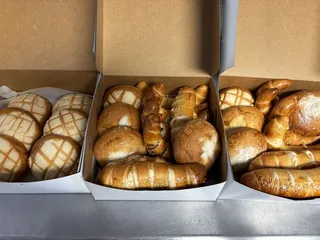 Top Donuts & Bakery