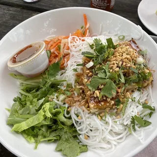 Noodle Bowl - Lemongrass Tofu