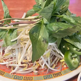 Pho toppings
