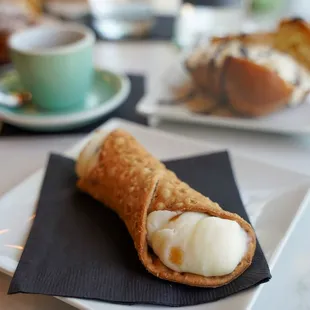 CANNOLO