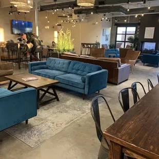 So much seating!