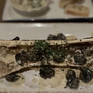 Escargot in bone marrow