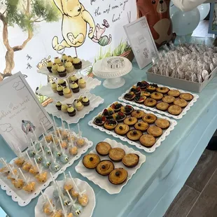 Vy wrapped up our cake pops beautifully and we displayed them on our dessert table!