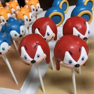 Sonic Hedgehog Cakepops for my little one!