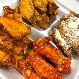 Lemon Pepper Dry / Garlic Parmesan / Honey Hot / Honey Teriyaki