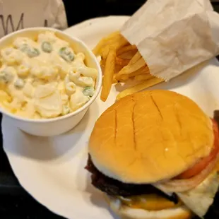 Lunch@W&amp;M Bar-B-Q-Burger; 12/14/2023. In all the yrs I've eaten from here,I never ordered A Hal's Burger($9.00+) was good, kinda pricey tho?