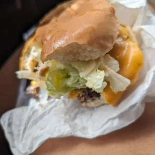 Royal Burger Hamburger