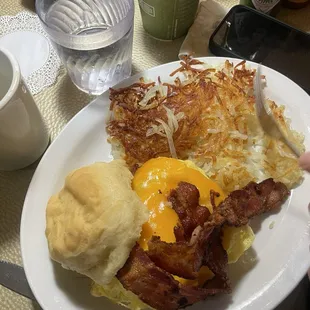 Bacon egg biscuit sandwhich