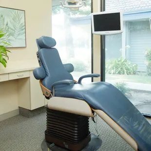 W Dental - Fresno - Dental Office Interior