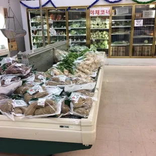 Fresh products for your meal planning. It is actually hard to find sesame leaf, which they have here.