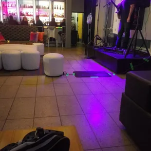 Lobby/bar area... Live music!!