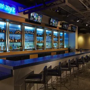 W xyz bar