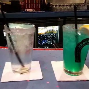 W XYZ Bar:  Blue = Thunder Ade