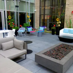 Great spot to chill with friends ... and a fire pit for cooler evenings