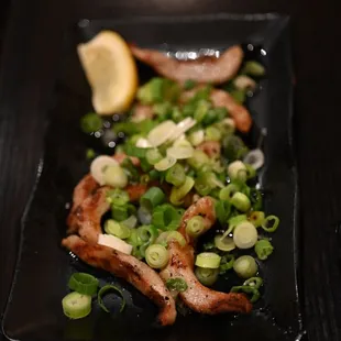 Pork cheek with green onions