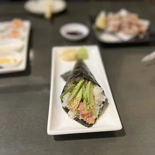 Tuna Handroll