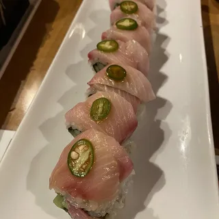 Yellowtail Cilantro Roll