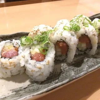 SPICY TUNA ROLL