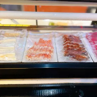 sushi and sashimi, interior