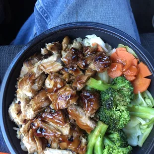 Chicken Veggie Bowl , brown rice