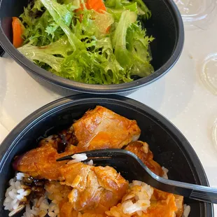 Sweet and spicy chicken, rice, salad combo