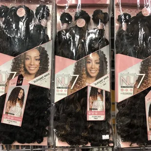 Weave Bobbi Boss Nu 7