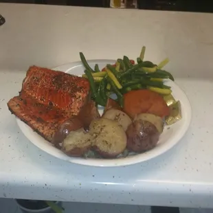 food, fish, seafood, grilled fish, grilled seafood