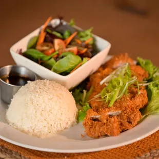 chicken wings and fried chicken, food