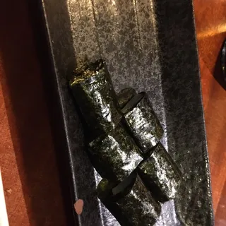 Ika Shiso Maki