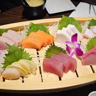 21 Piece Sashimi Plate