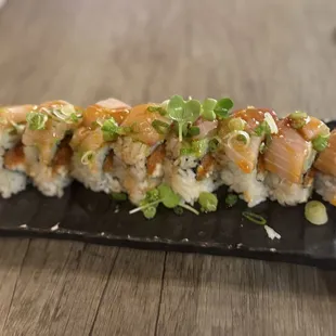 food, sushi, sashimi, sushi and sashimi