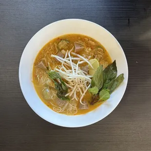 Kanom Jeen - Thai coconut noodle soup