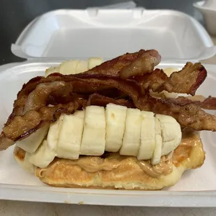 All the bee&apos;s ( peanut butter bacon and bananas)