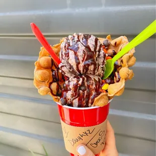 | Instagram: slimthiccarbs