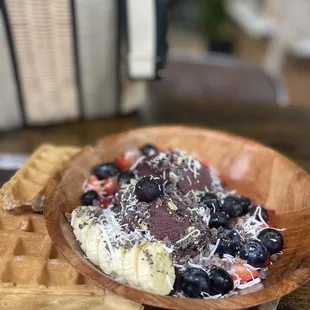 Açaí bowl with waffle