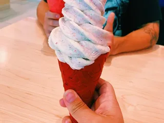 Treats Cereal Bar & Boba