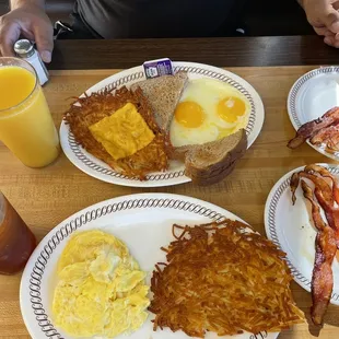 Bacon, eggs, hash browns, toast, oj and tea