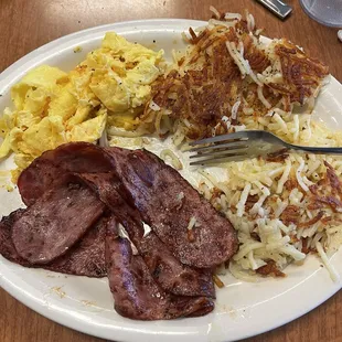 Maple Turkey Bacon Platter ( 3 strips turkey bacon, eggs, and hash brown.