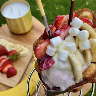 Special bubble waffle &quot;Candied Fruit&quot;