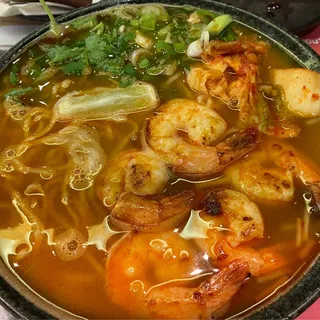 34. chili shrimp kimchi ramen