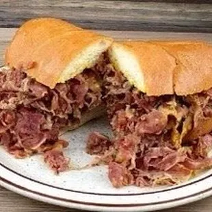 I&apos;ve had there cheese steaks but BABY listen this Pastrami is the real deal!!