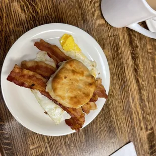 Biscuit sandwich eggs and bacon