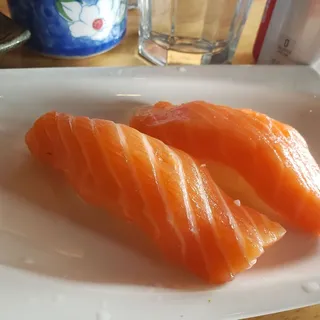 Sake Nigiri