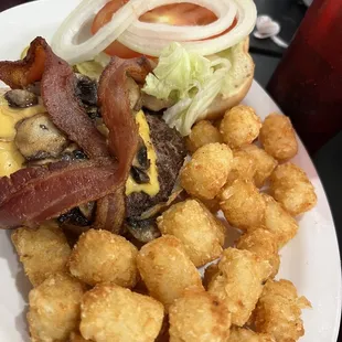 Wagon Wheel Burger with tots