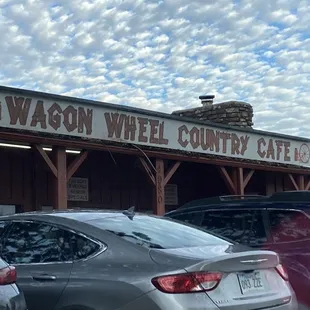 wagon wheel country cafe