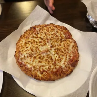 Cheese pizza