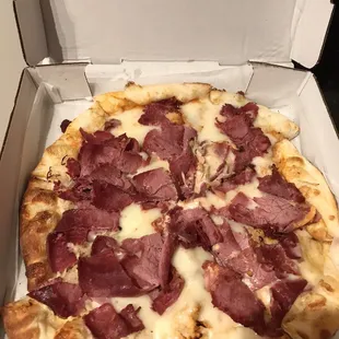 Reuben pizza - good!
