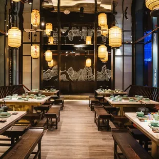sushi and sashimi, interior