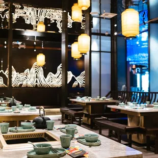 sushi and sashimi, interior