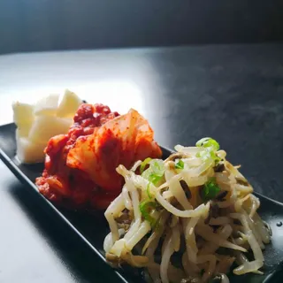 A4. Kimchi Moyashi